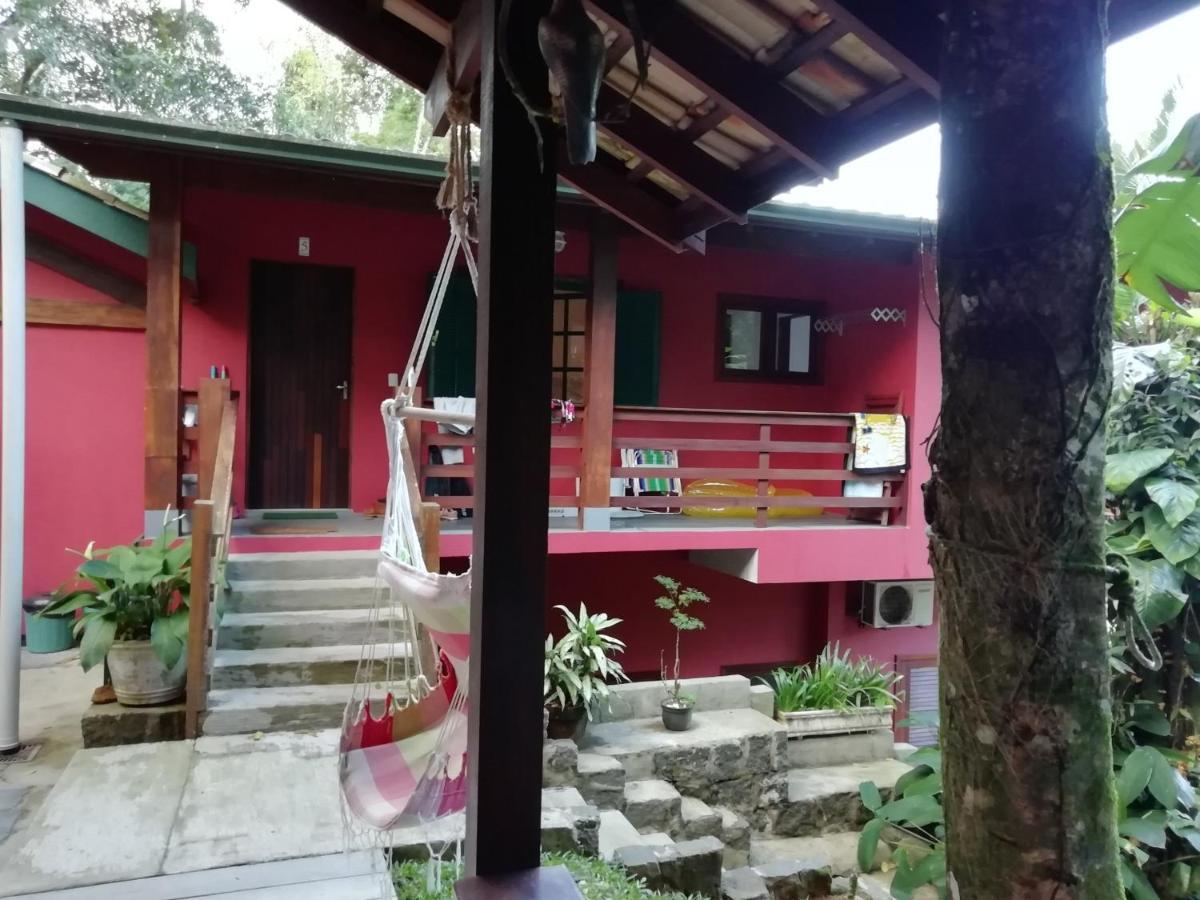 Villa Felix Suites E Chales อูบาตูบา ภายนอก รูปภาพ